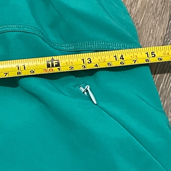 Women’s Title Nine Nimblene workout athletic dress in green M - Picture 2 of 5